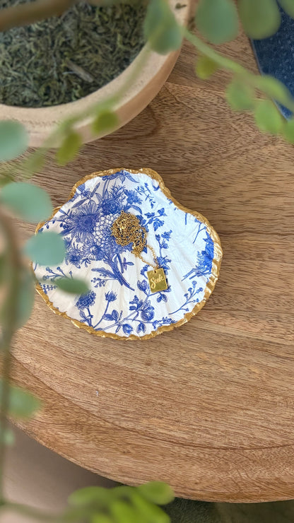 Seaside Treasures Trinket Dish – Handmade Blue & White Shell