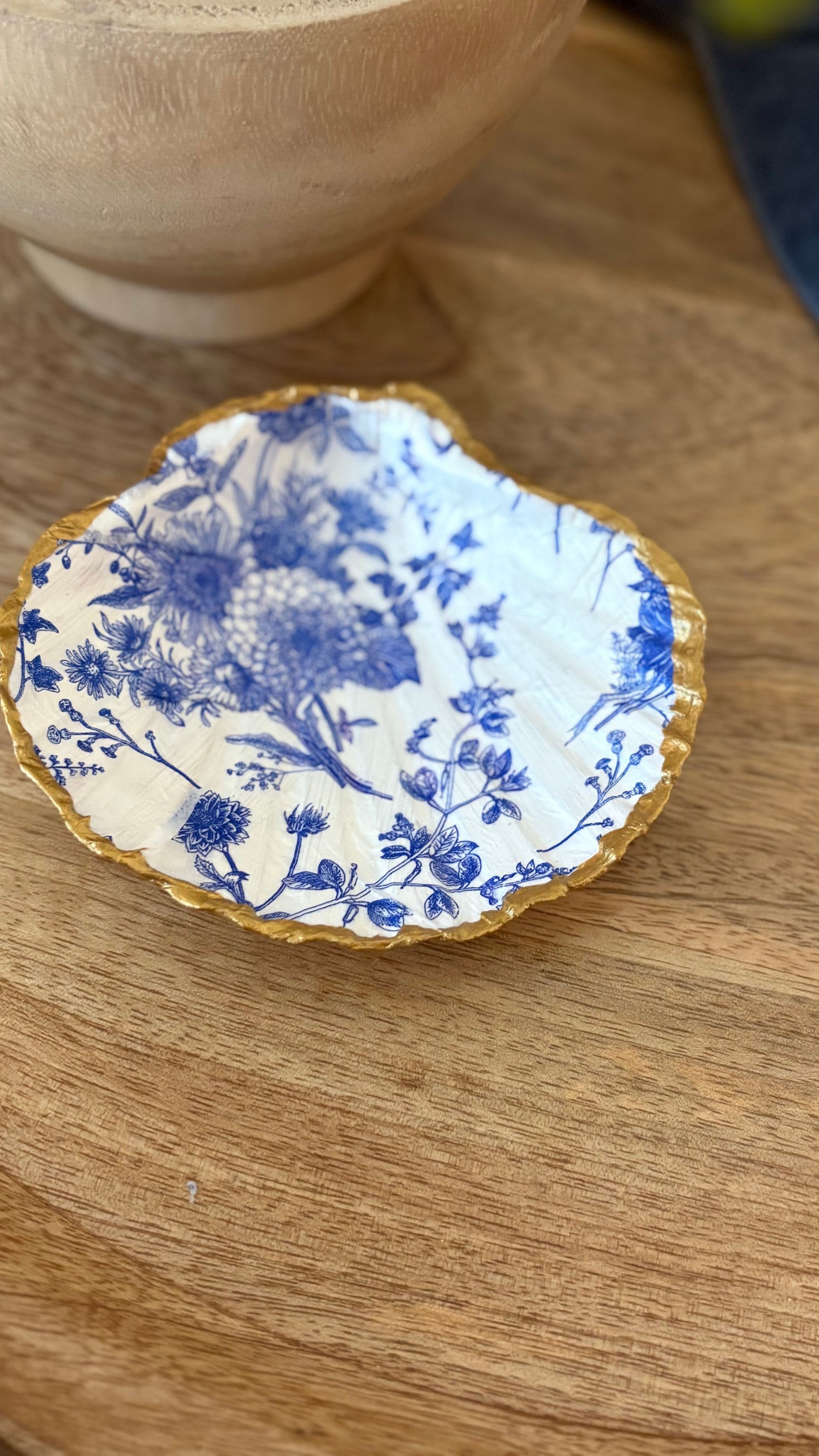 Seaside Treasures Trinket Dish – Handmade Blue & White Shell